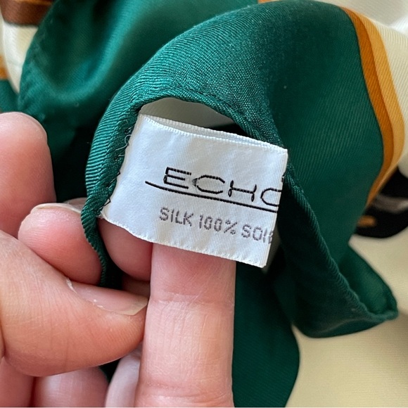 Vintage ECHO Beautiful Silk Scarf - Picture 8 of 9